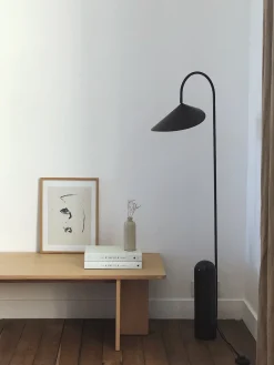 Sélection M Affiche “L’artiste française “ Outlet