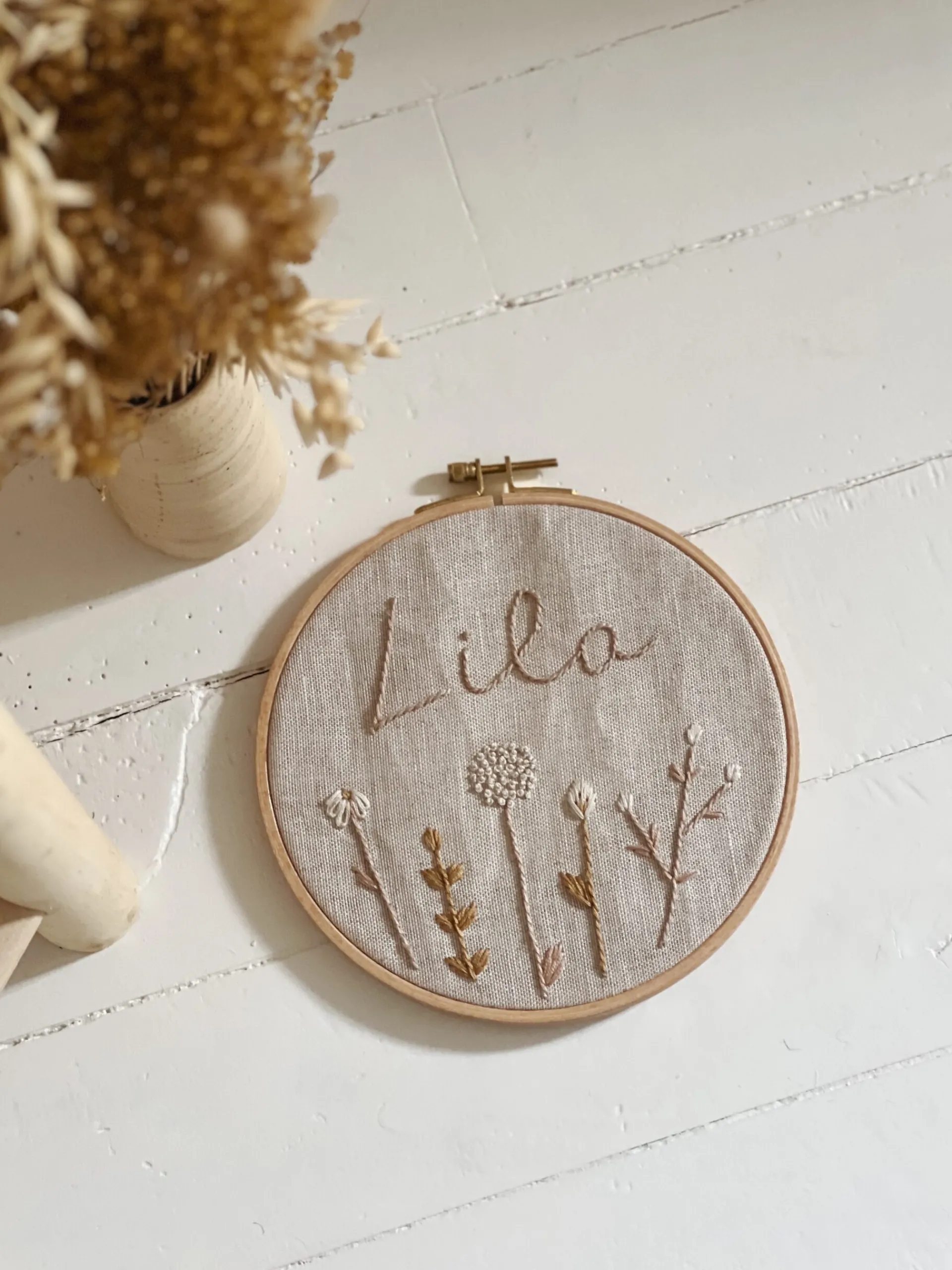 Sélection M Broderie prénom “personnalisé” Motif fleurs Best