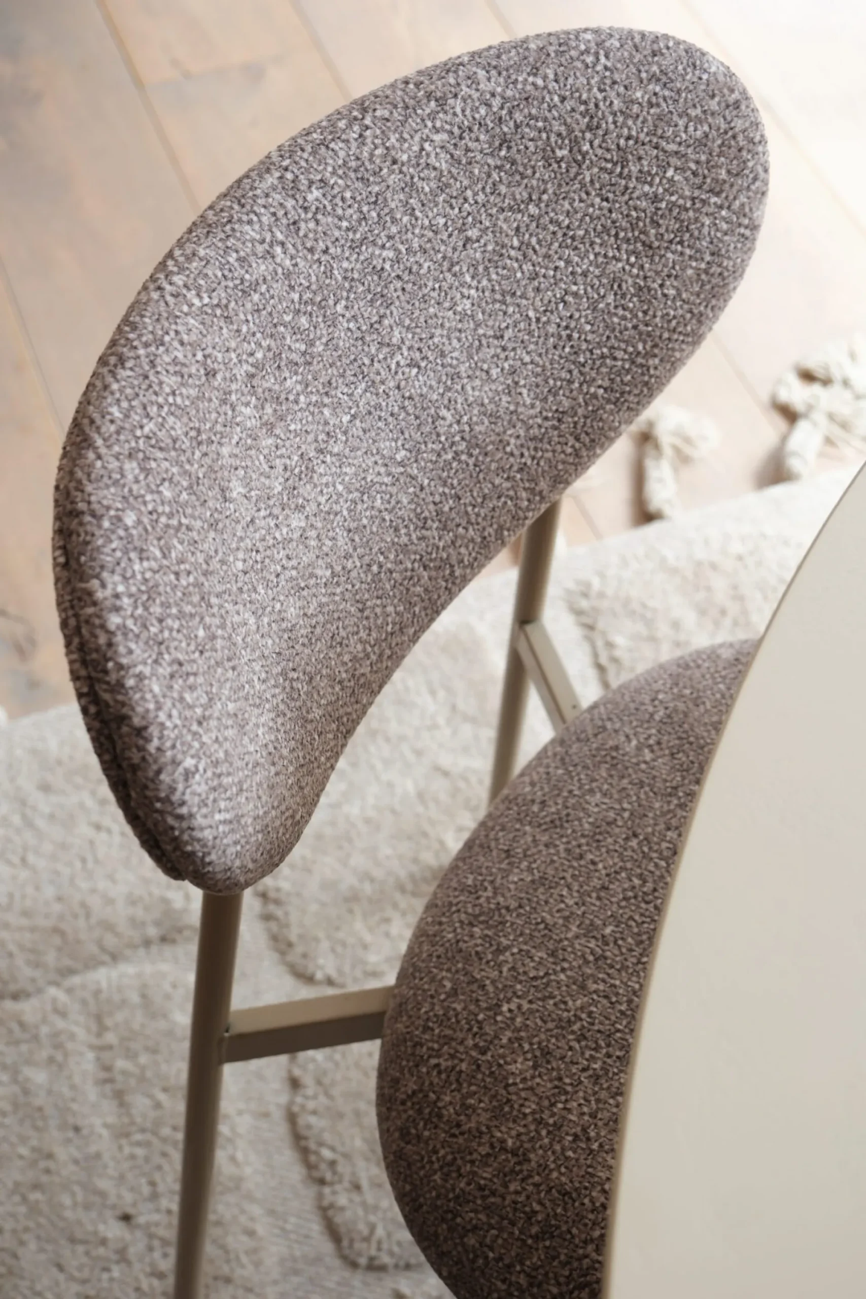 Sélection M Chaise de salle à manger moderne Online