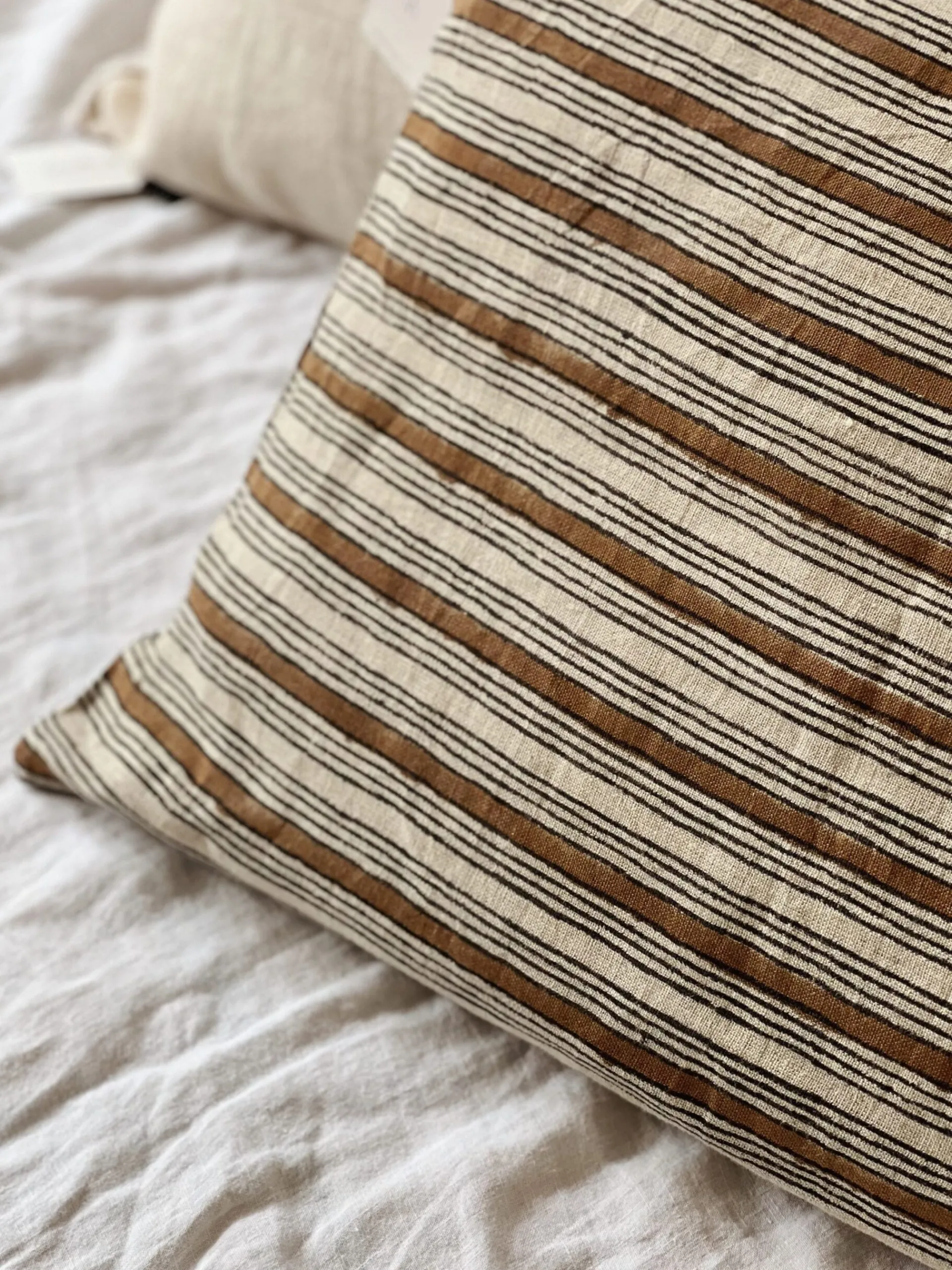 Sélection M Housse de coussin en lin rayé Outlet