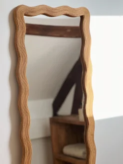 Sélection M Miroir en rotin en forme de vague Discount