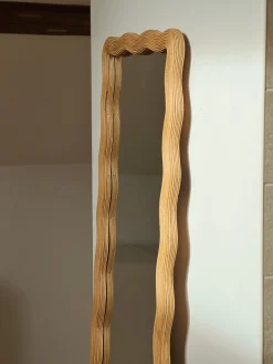 Sélection M Miroir en rotin en forme de vague Discount