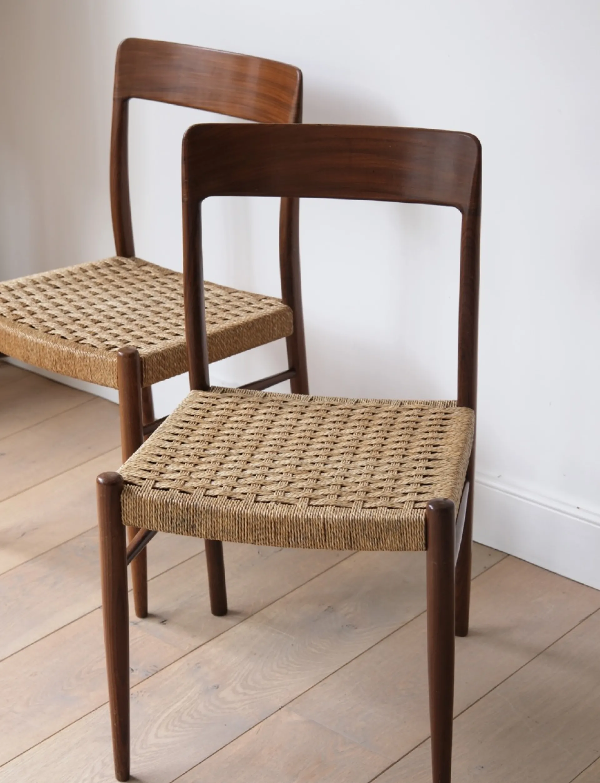 Sélection M Paire de chaises vintage style Moller Sale