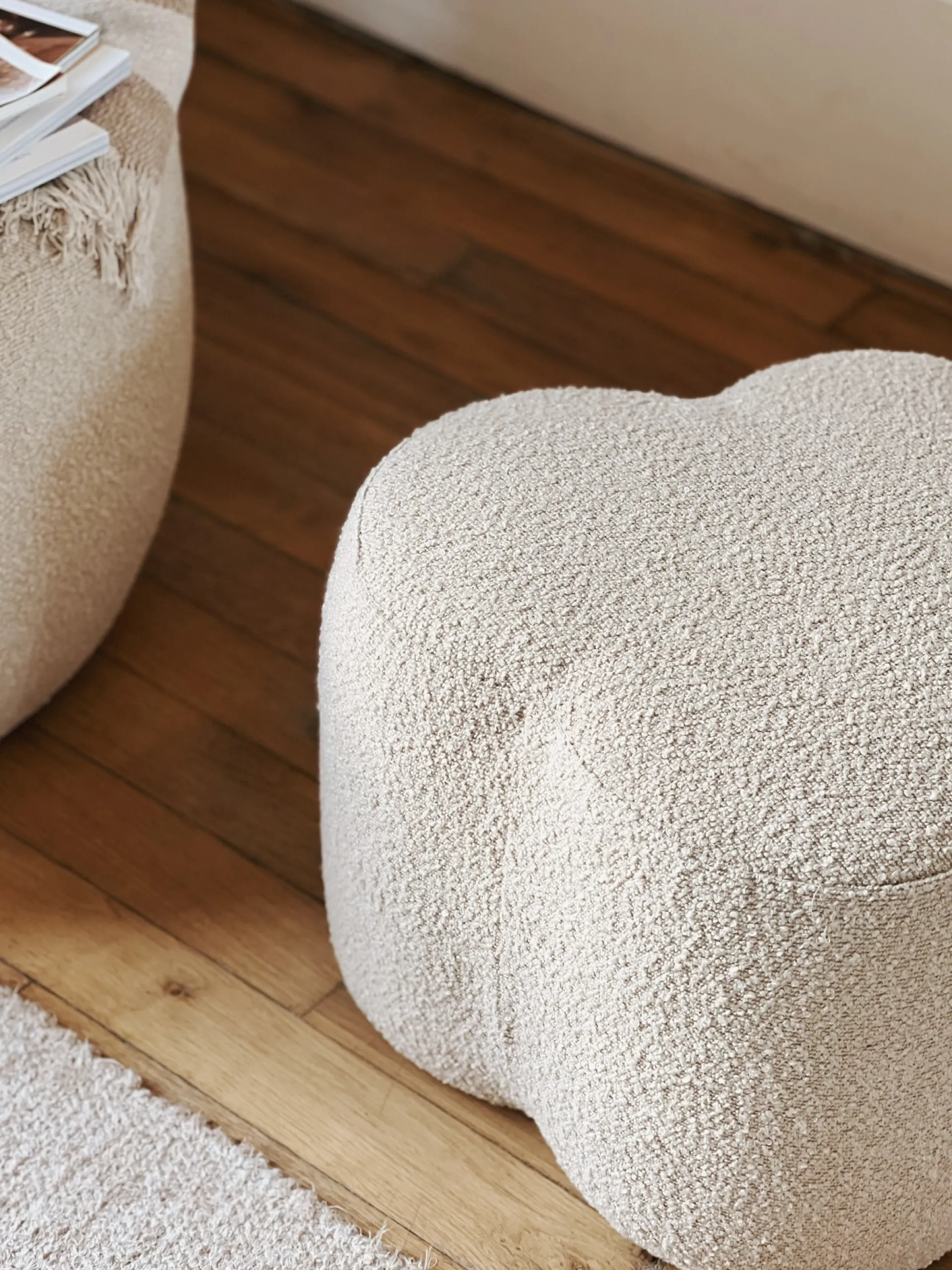 Sélection M Pouf bouclette trèfle beige Sale