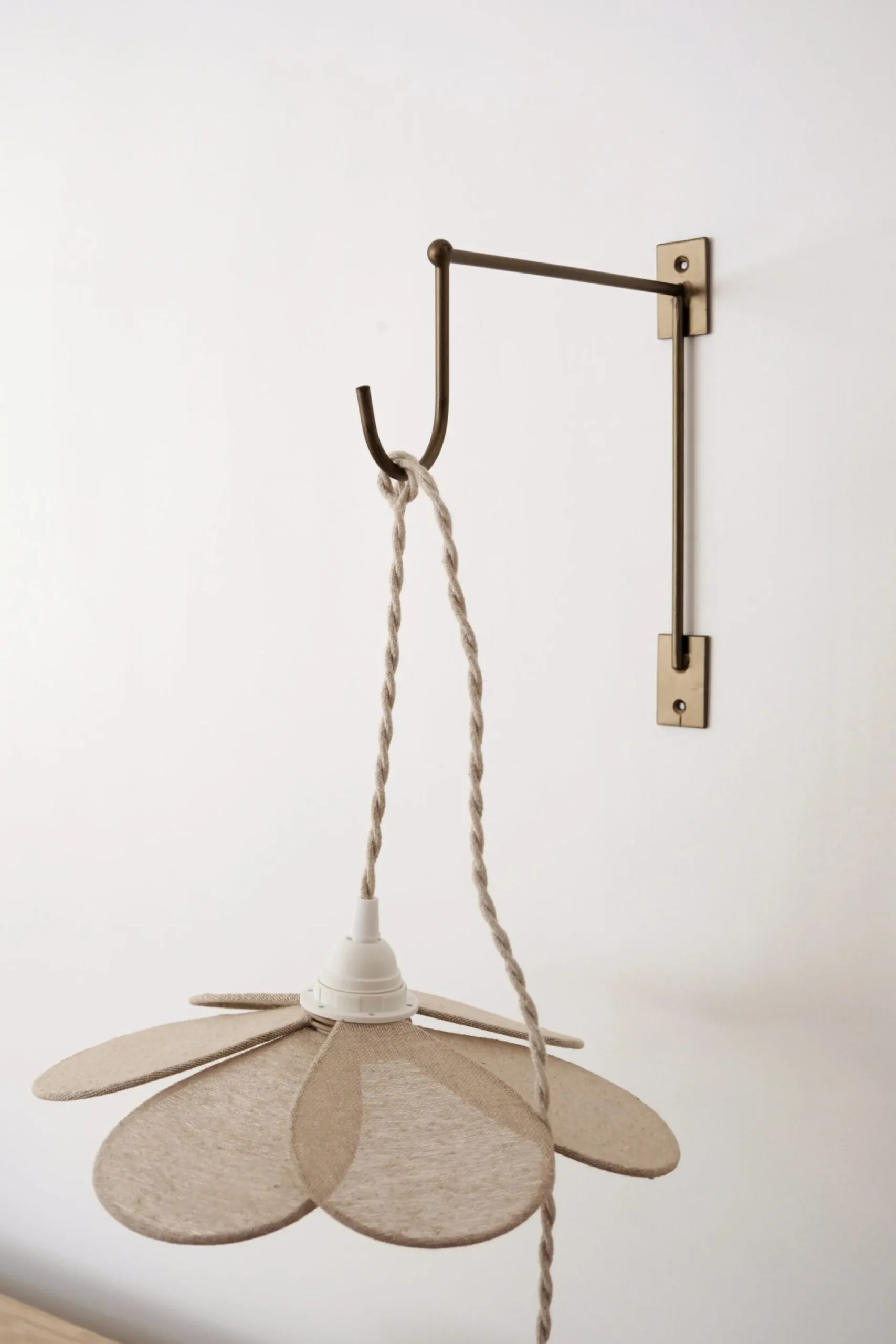 Sélection M Suspension pétale Online