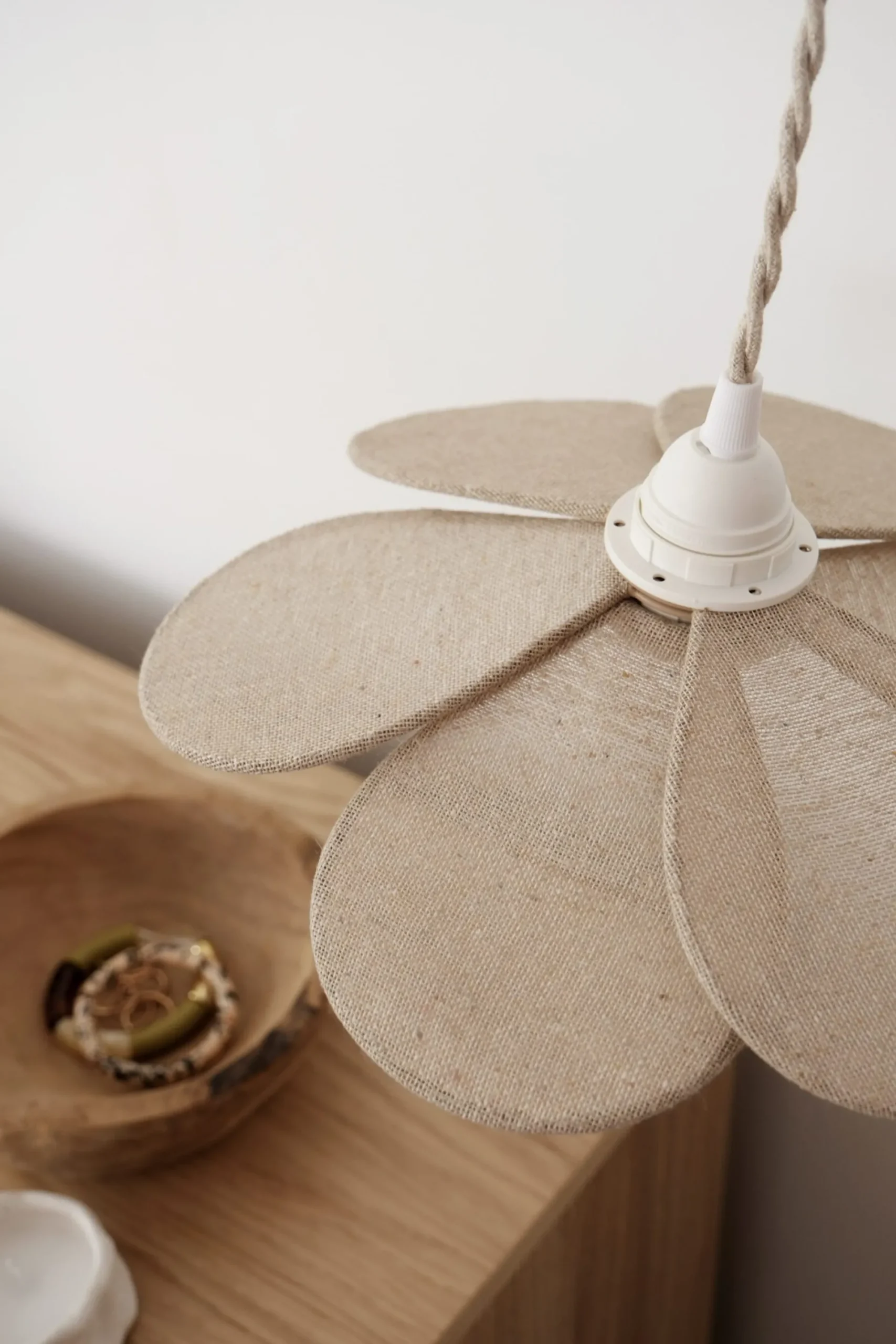 Sélection M Suspension pétale Online