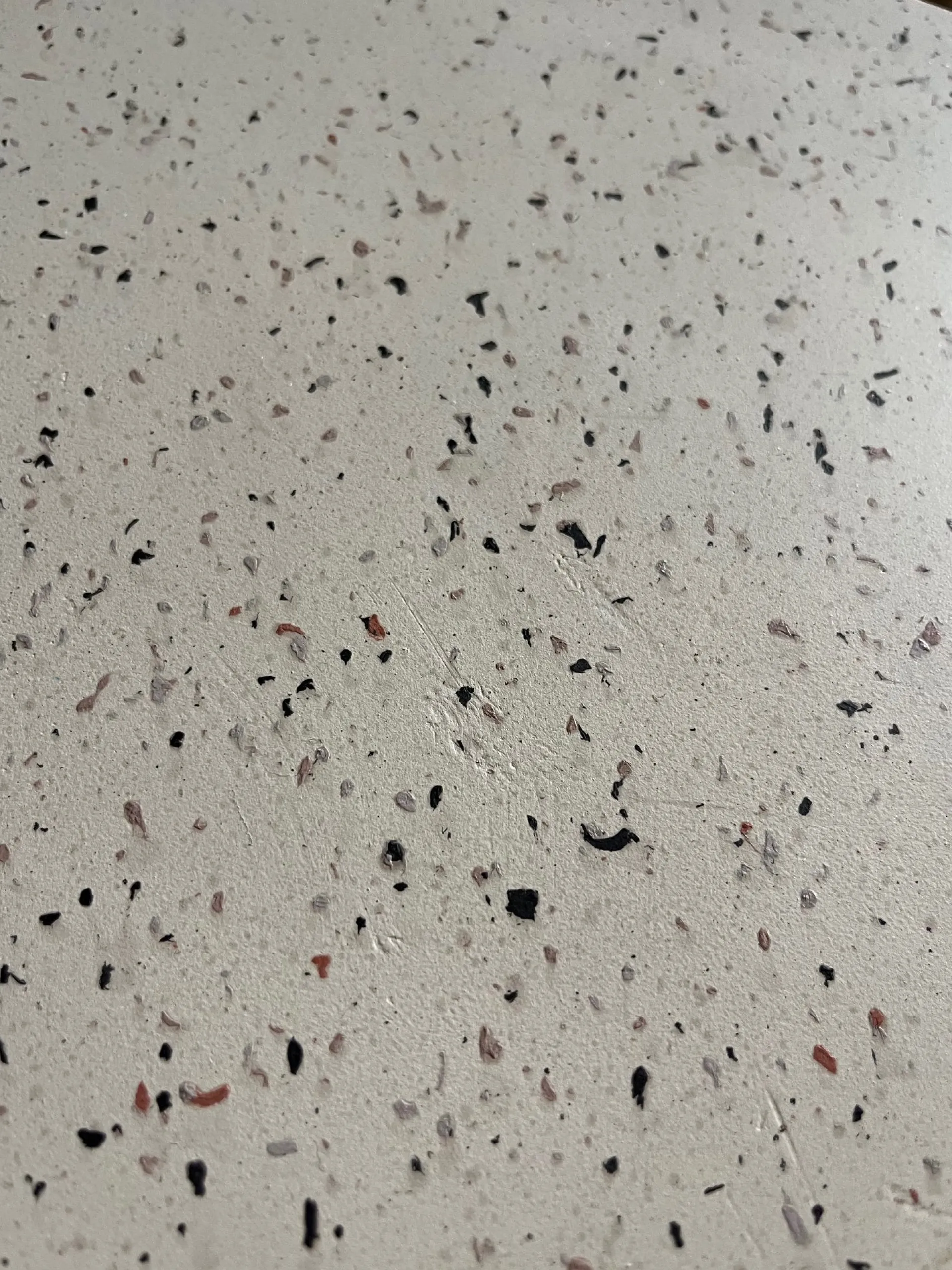 Sélection M Table basse ronde en terrazzo Clearance