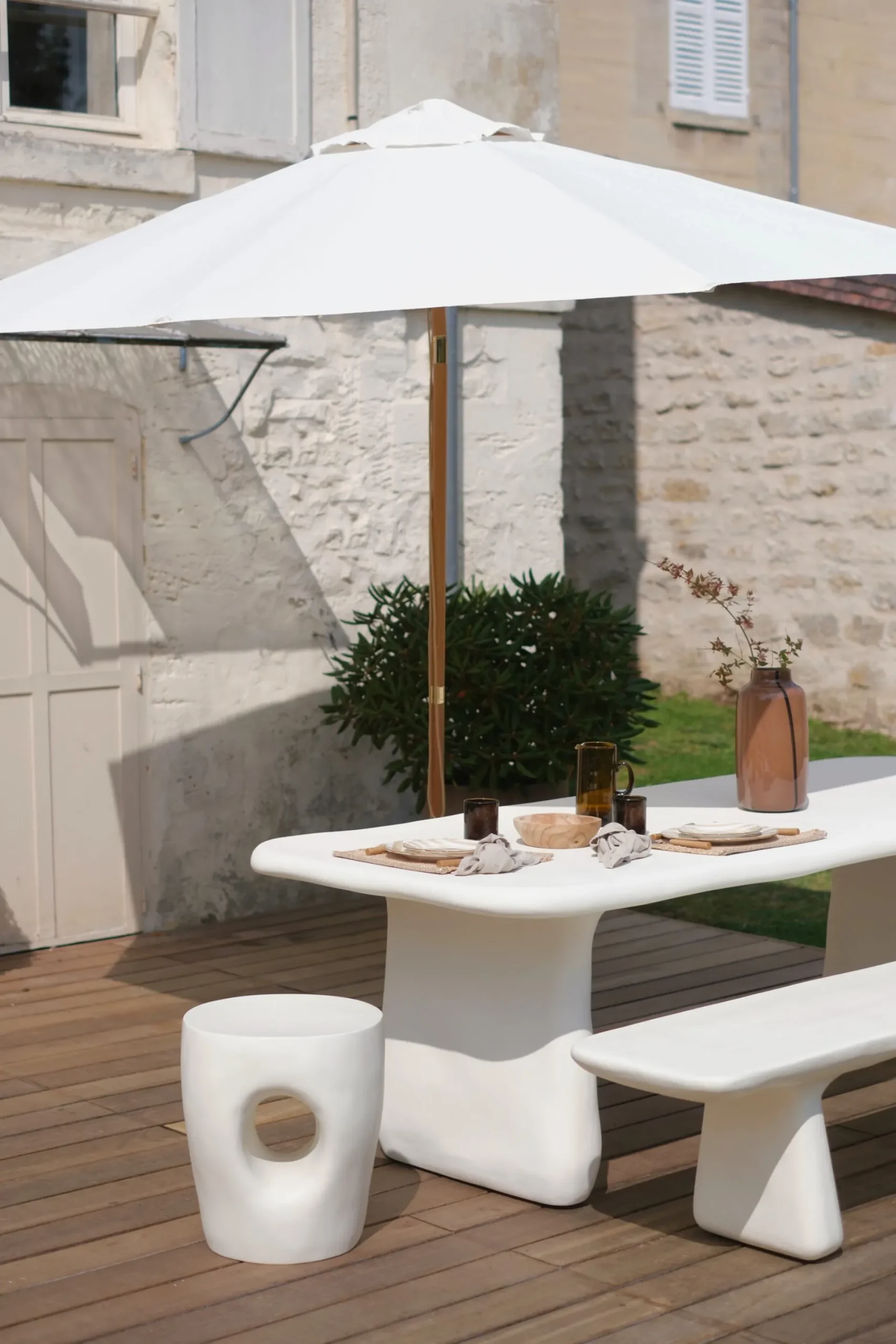 Sélection M Table de jardin en résine blanche New