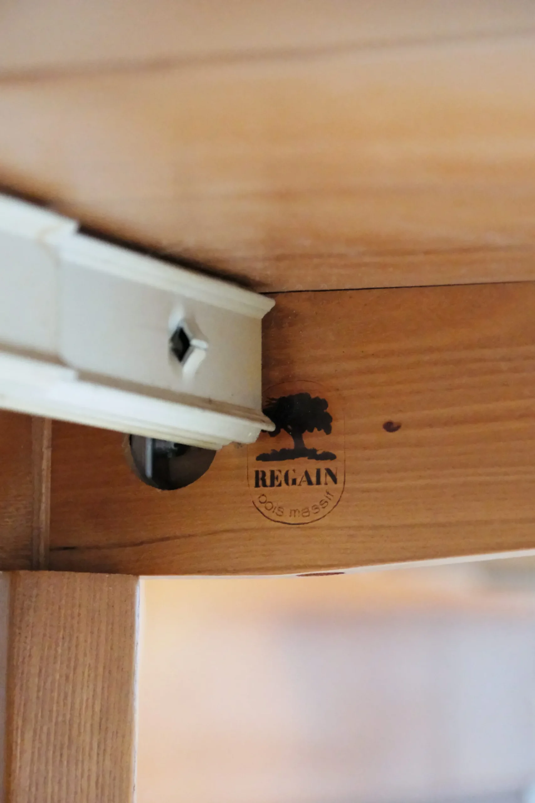 Sélection M Table Regain en orme massif avec rallonges Outlet