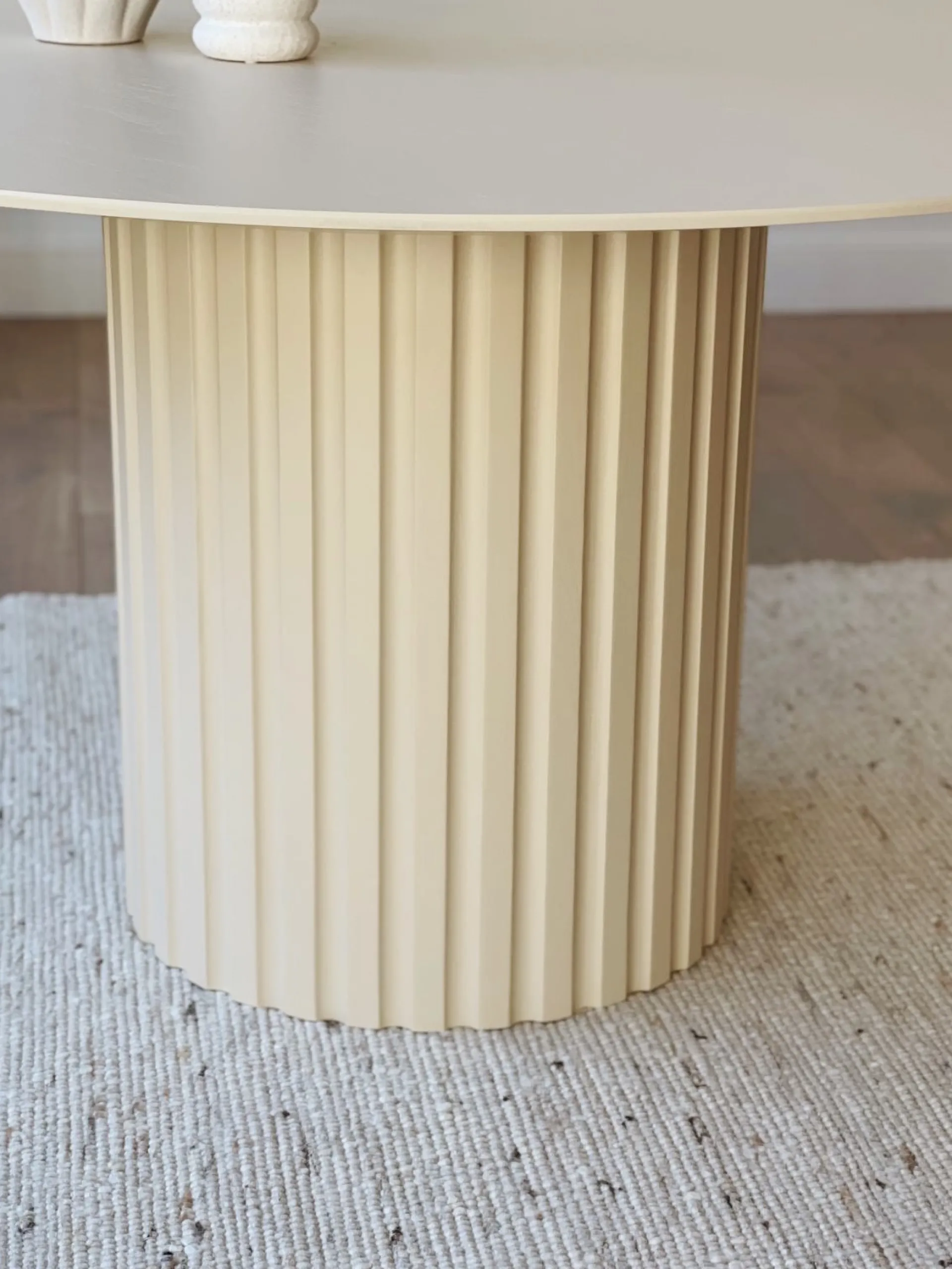 Sélection M Table ronde sur pied central Online