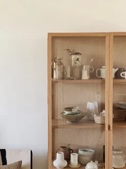 Sélection M Vaisselier / vitrine en chêne Outlet