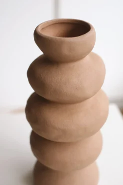 Sélection M Vase en céramique ondulé Clearance